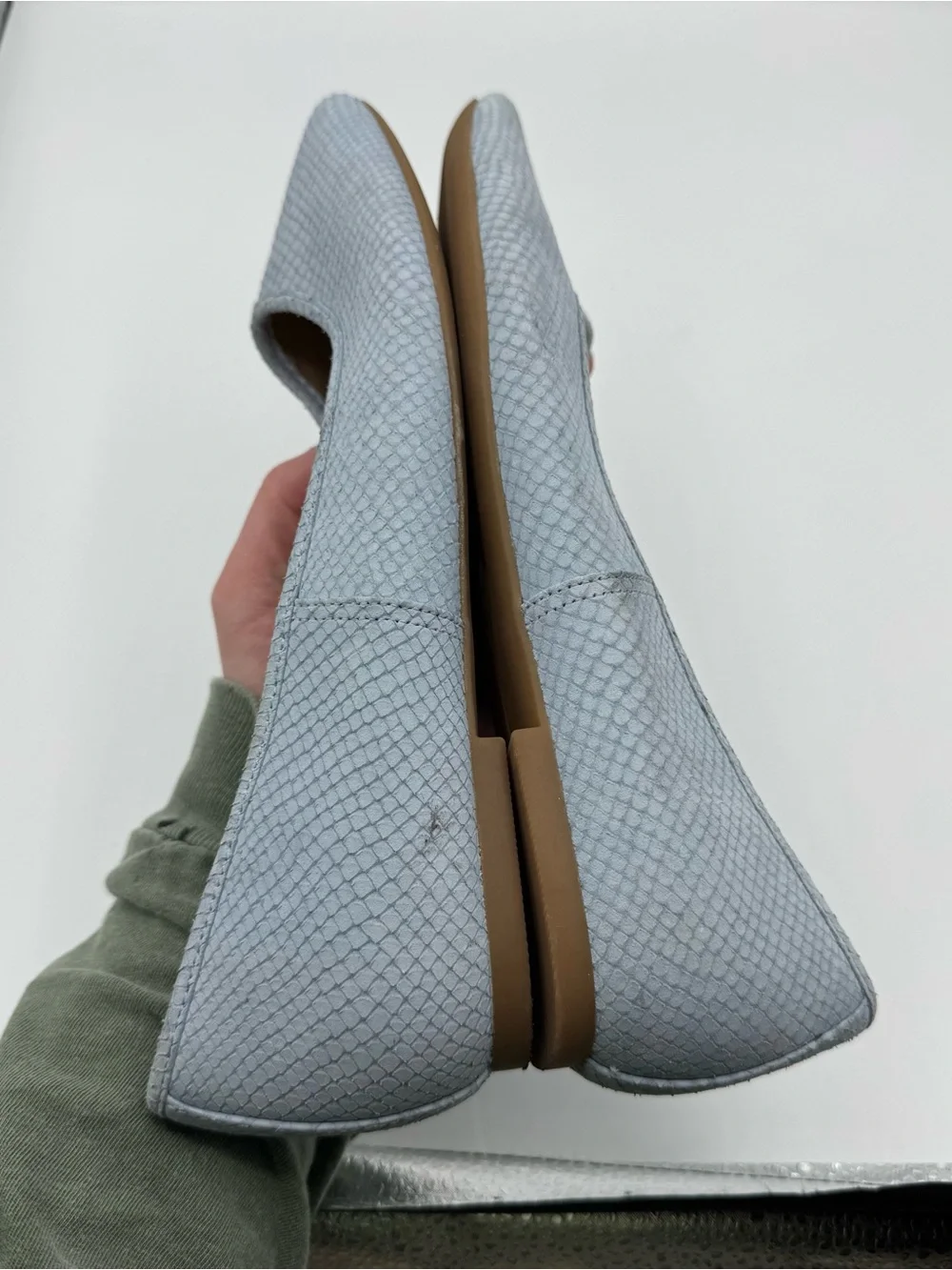 Vionic Women's Orinda 2, Sky Blue Textured Nubuck Flats Size 8.5 comfort work